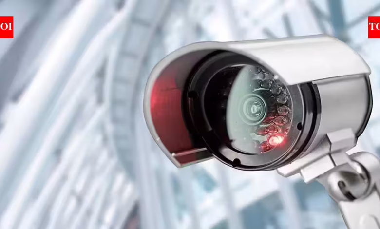 சென்னையில் CCTV கேமராக்கள் செயலிழப்பு – குற்றத்தடுப்பில் புதிய கவலை சென்னையில் CCTV கேமராக்கள் செயலிழப்பு – குற்றத்தடுப்பில் புதிய கவலை! 1 சென்னையில் CCTV கேமராக்கள் செயலிழப்பு – குற்றத்தடுப்பில் புதிய கவலை சென்னையில் CCTV கேமராக்கள் செயலிழப்பு – குற்றத்தடுப்பில் புதிய கவலை! Theechudar