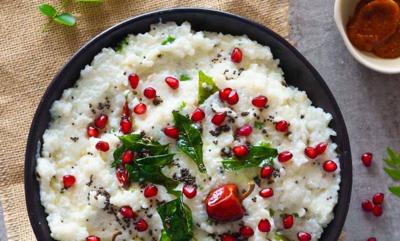 தயிர் சாதம் – மதிய உணவின் இறுதி டச் தயிர் சாதம் – மதிய உணவின் இறுதி டச்! 1 தயிர் சாதம் – மதிய உணவின் இறுதி டச் தயிர் சாதம் – மதிய உணவின் இறுதி டச்! Theechudar